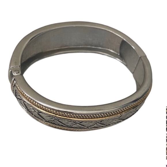 Silver Tone Weaved Design Gold Tone Trim Hinged Bracelet - Picture 1 of 4
